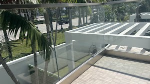 Safe Railing place picture